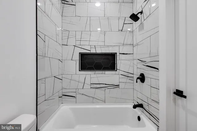 $2,200 | 713 South 55th Street, Philadelphia, PA 19143