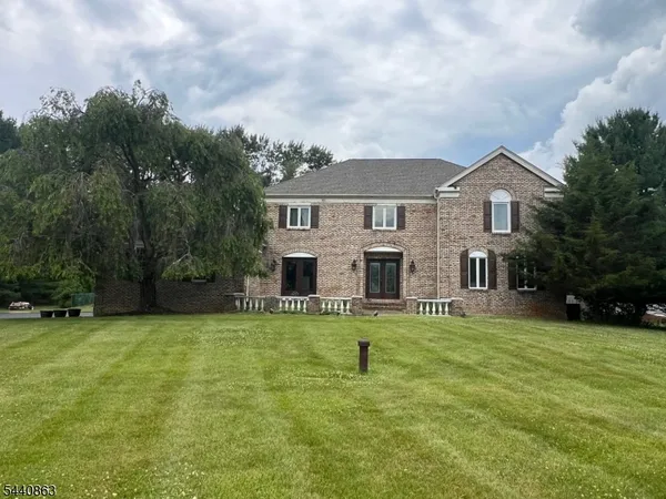 $999,000 | 26 Gentry Drive, Long Valley, NJ 07853