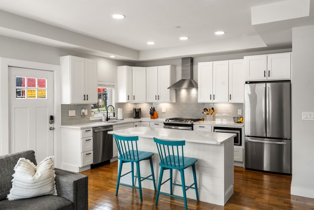 1400 Columbia Road, Unit 1 Boston, MA 02127 - Photo 2 of 23