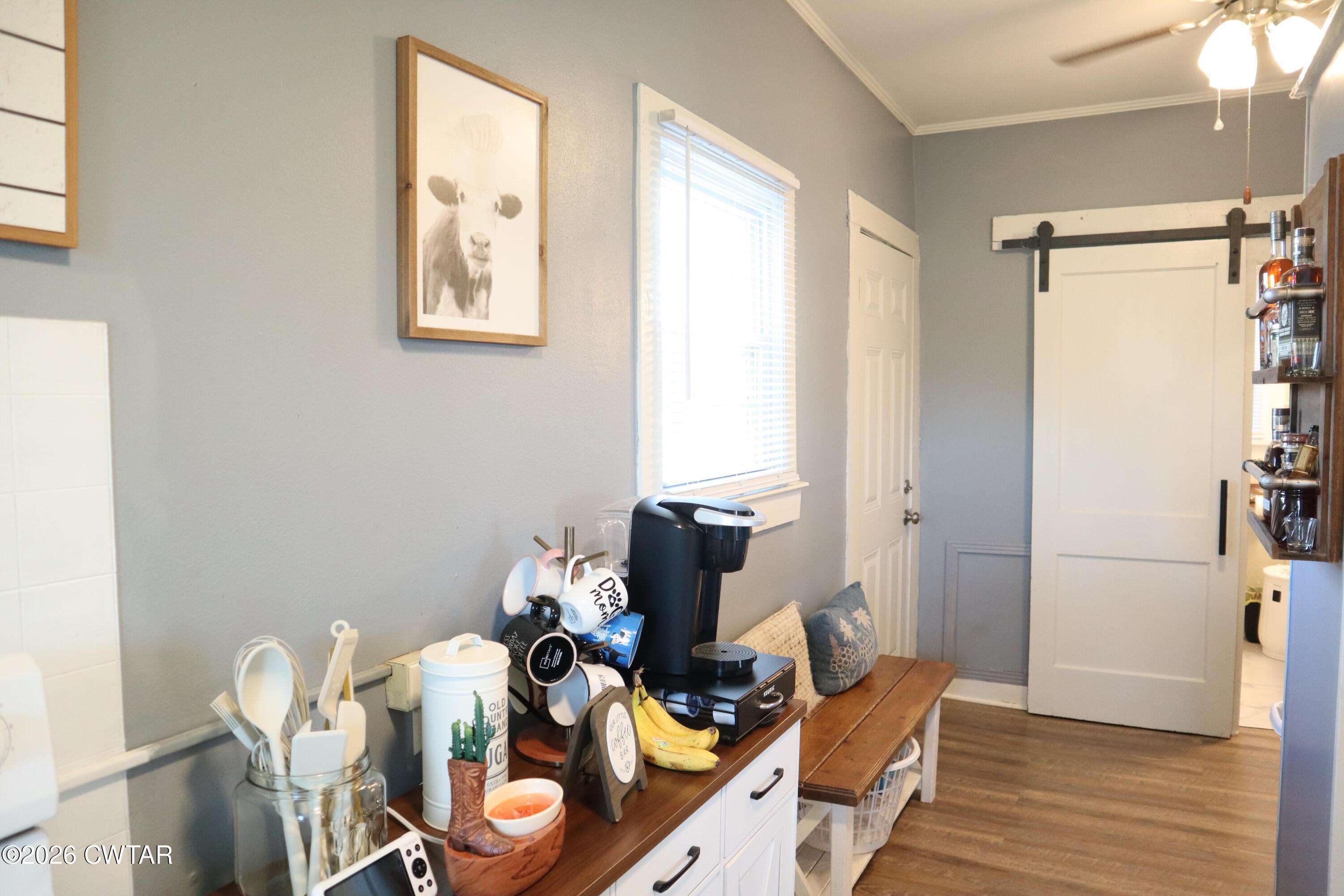 4817 R J Welch Road Friendship, TN 38034 - Photo 9 of 18 a living room with furniture and a window