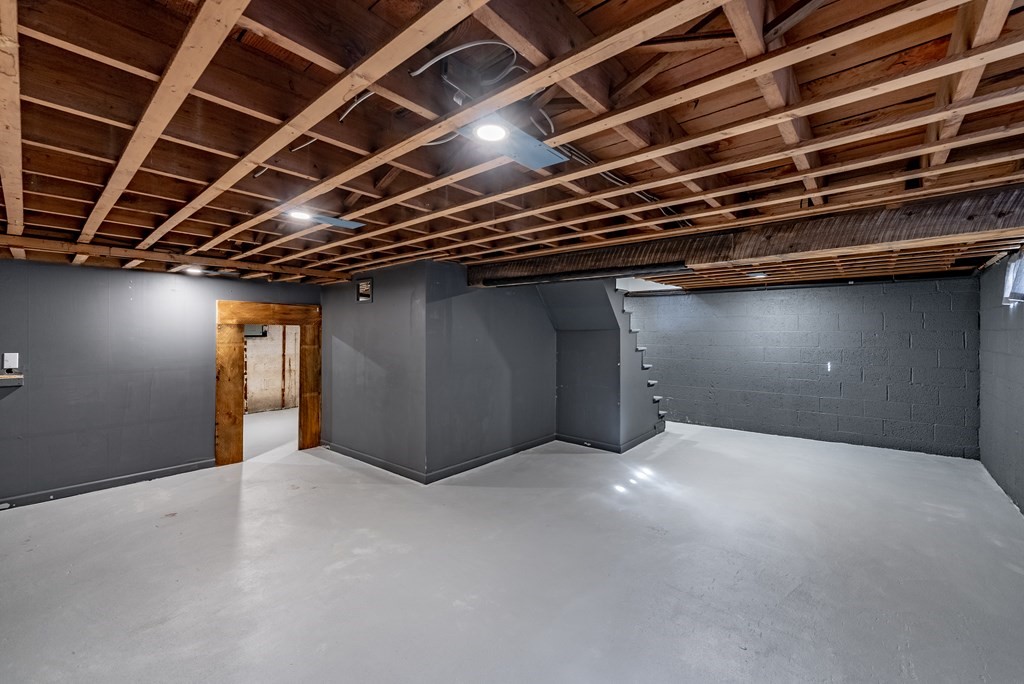 22 Ridge Road South Hadley, MA 01075 - Photo 27 of 36 a view of an empty room