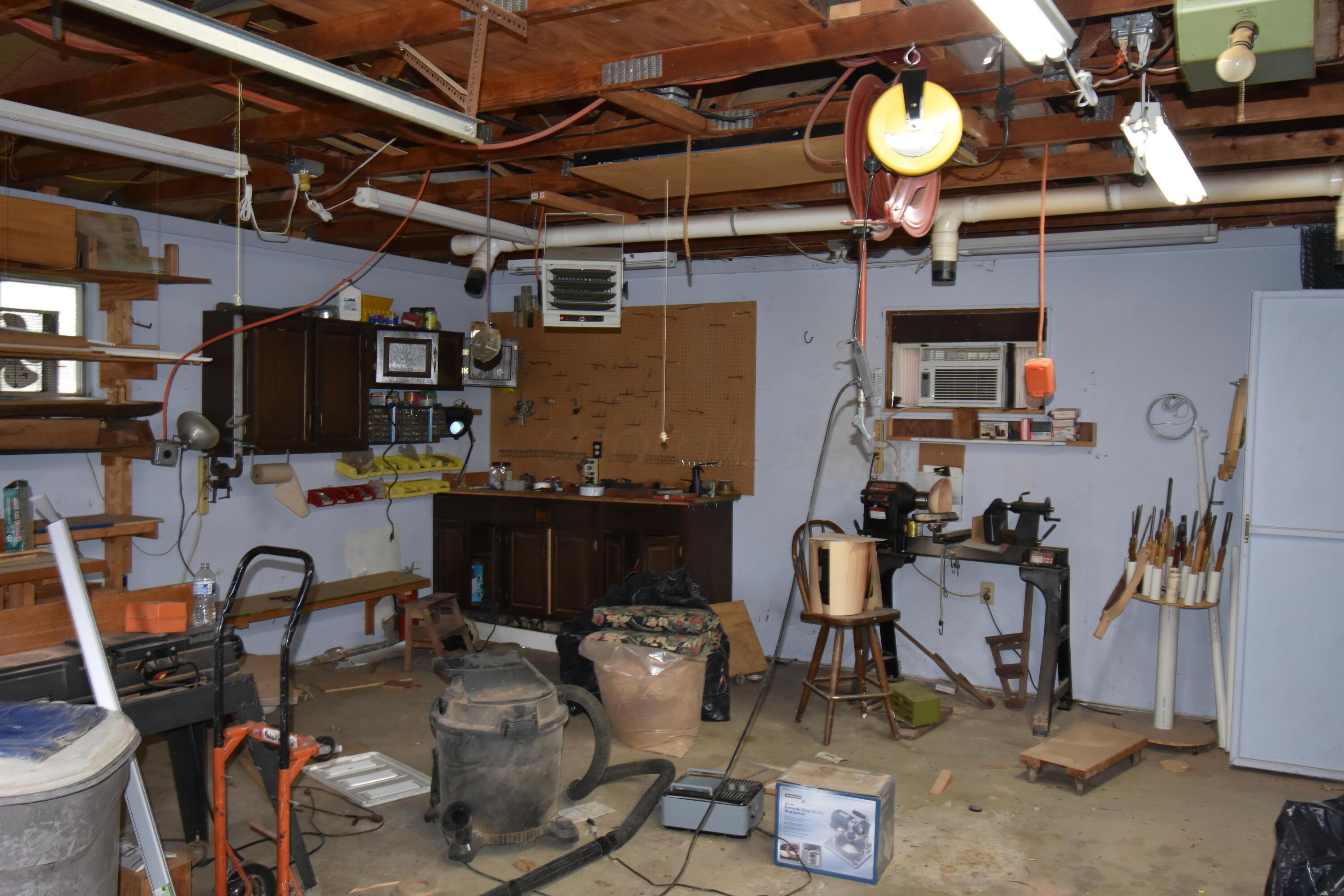 6580 Davis Road Hilliard, OH 43026 - Photo 21 of 23 Interior of outbuilding