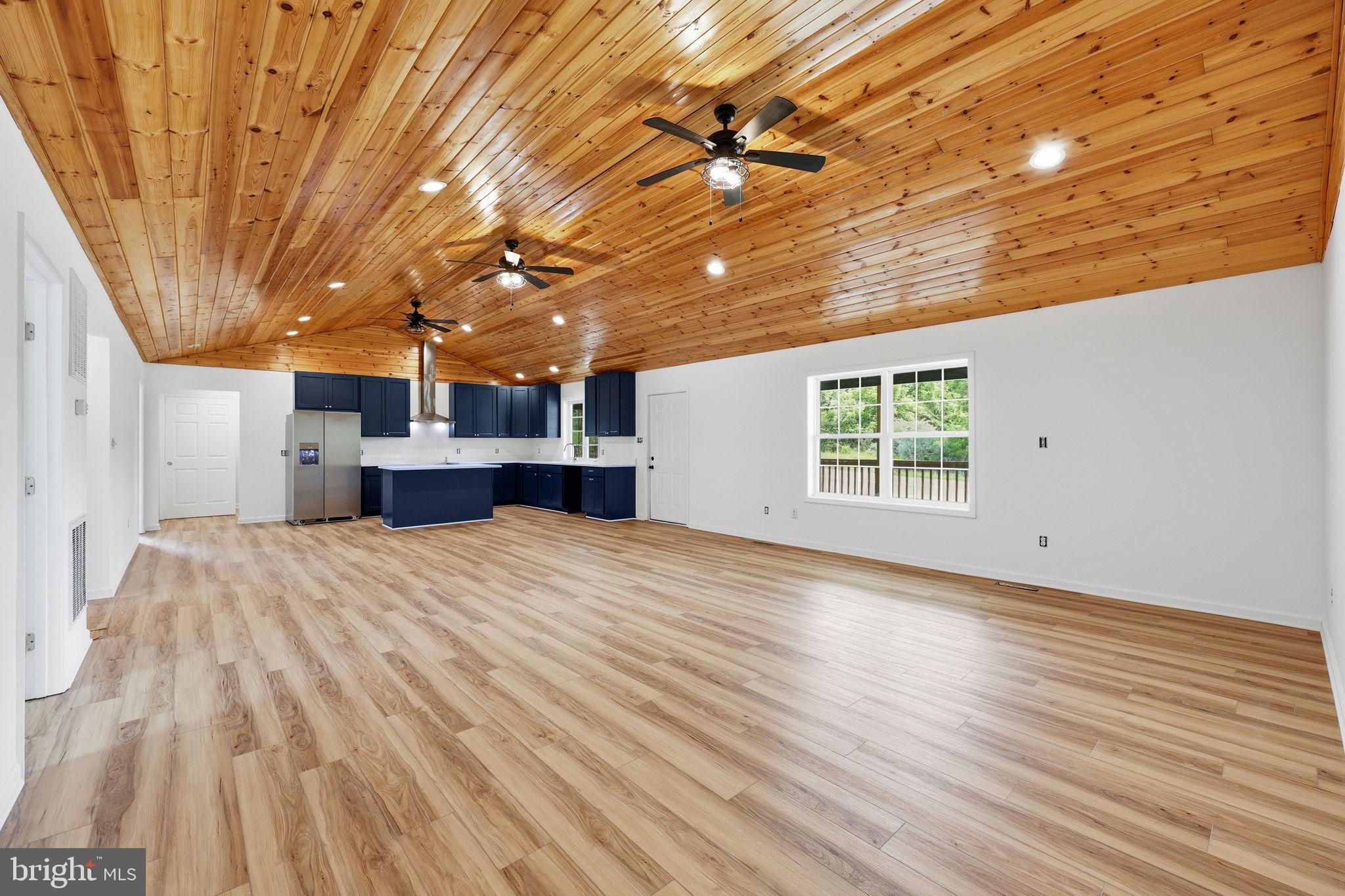 8757 Hedgesville Road Hedgesville, WV 25427 - Photo 28 of 40