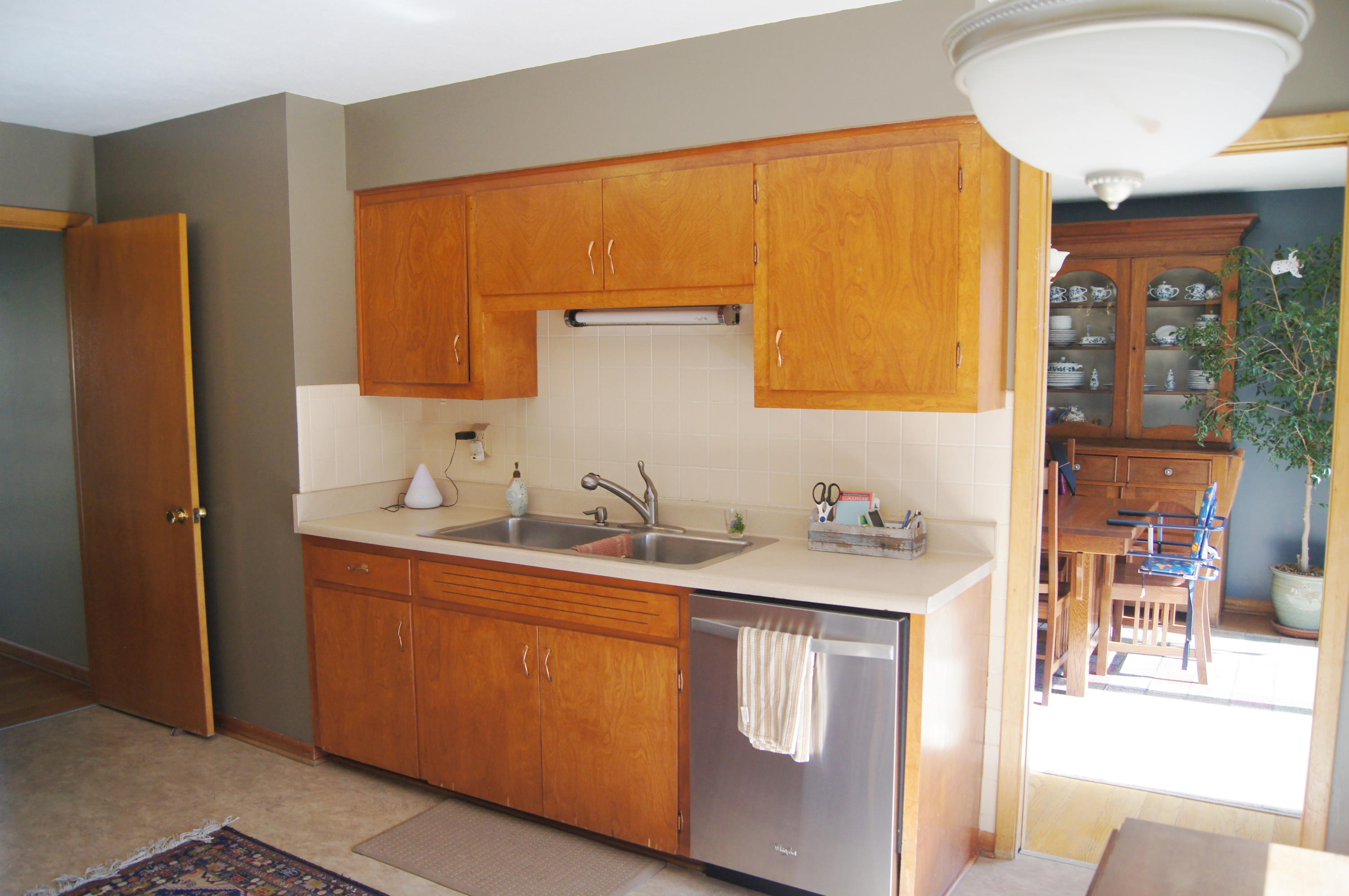 108 Westlook Circle Oak Ridge, TN 37830 - Photo 13 of 32 Kitchen 4.JPG