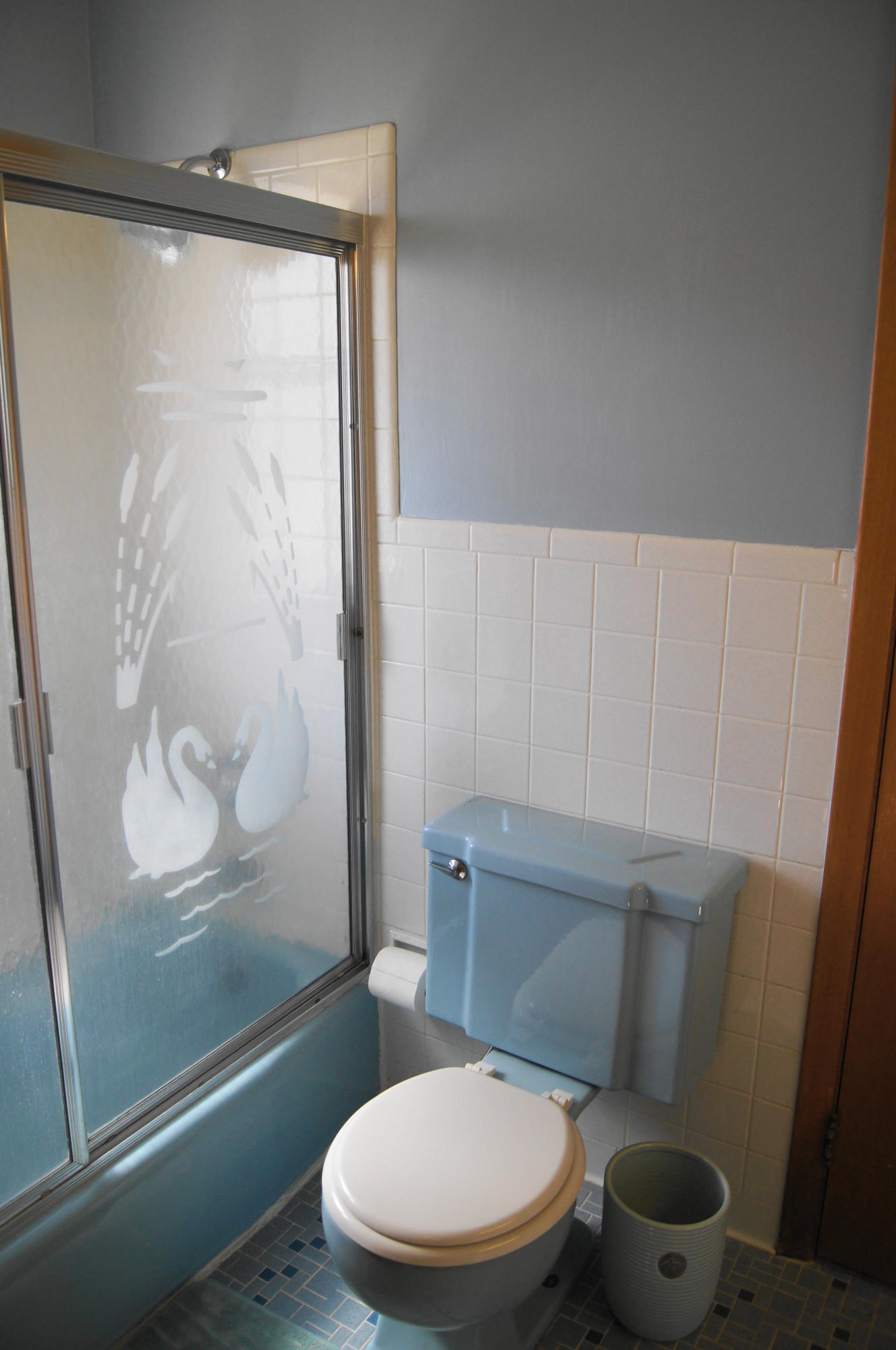 108 Westlook Circle Oak Ridge, TN 37830 - Photo 18 of 32 Master Bathroom 3.JPG