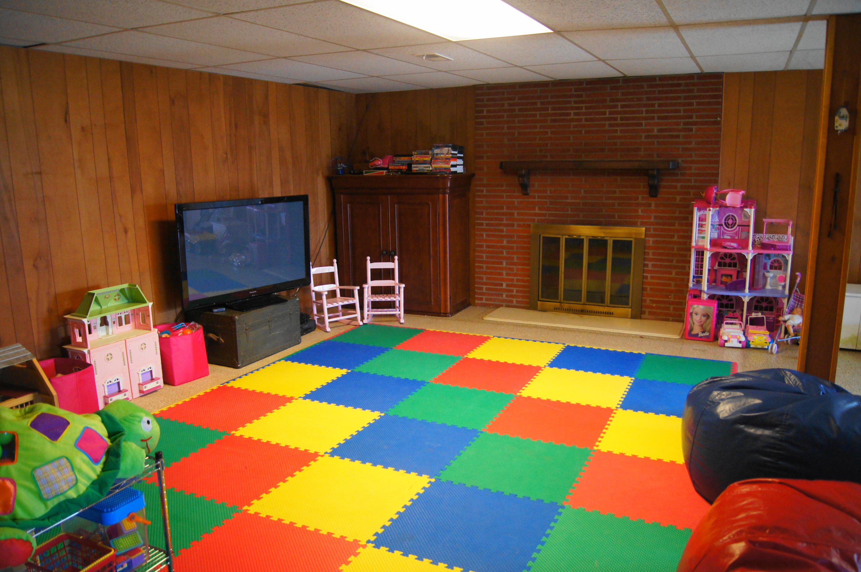 108 Westlook Circle Oak Ridge, TN 37830 - Photo 23 of 32 Basement Rec Room 1.JPG