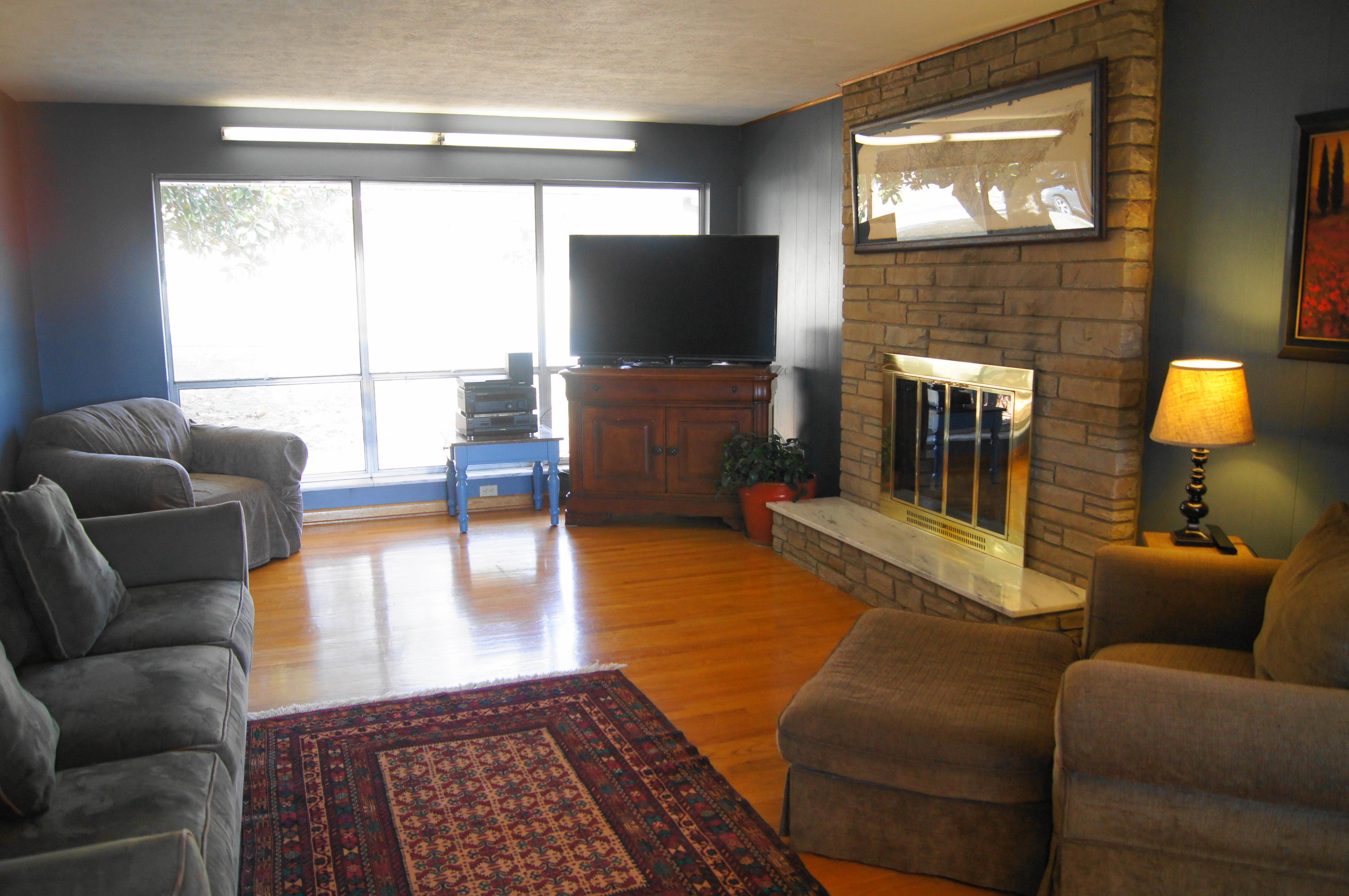 108 Westlook Circle Oak Ridge, TN 37830 - Photo 9 of 32 Living Room 4.JPG
