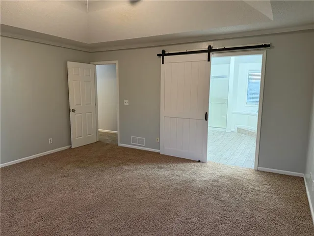 $500,000 | 15434 Glenwood, Overland Park, KS 66223