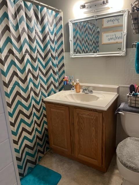 254 Calahan Road Columbus, OH 43207 - Photo 13 of 14 Full bath