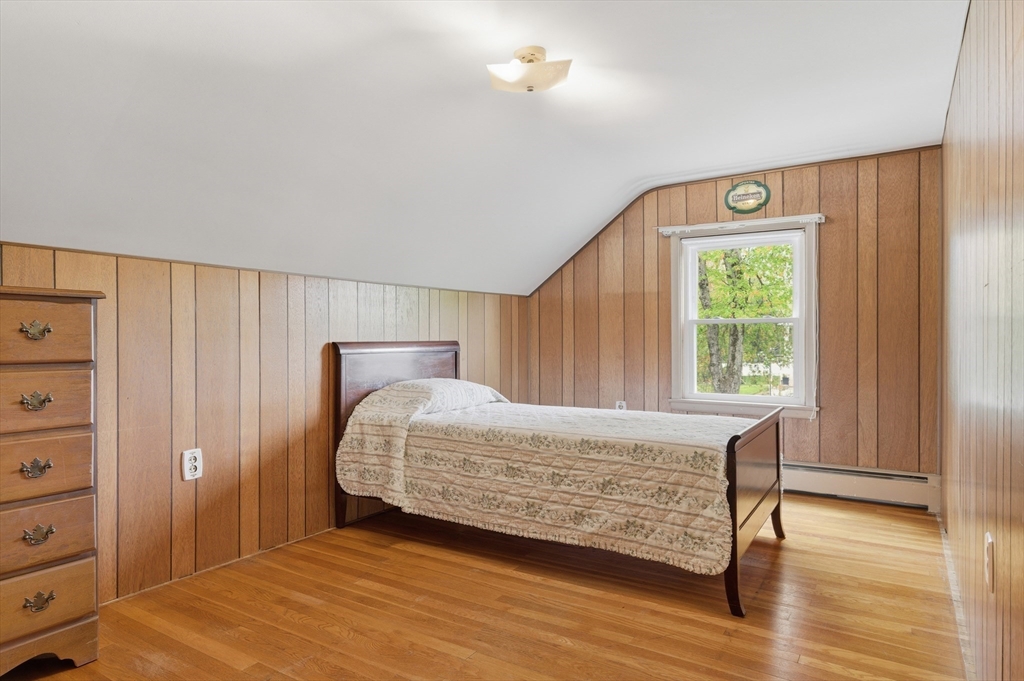 188 Glendale Road Attleboro, MA 02703 - Photo 22 of 37 a bedroom with a bed and a window