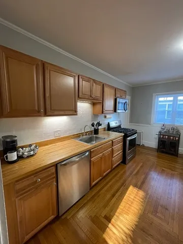 $2,500 | 12 Winnemay Street, Unit 1, Natick, MA 01760