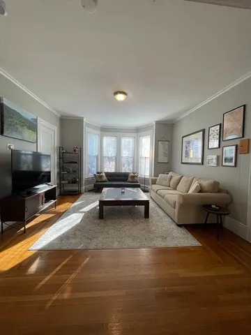 $2,500 | 12 Winnemay Street, Unit 1, Natick, MA 01760