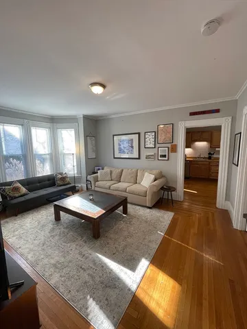 $2,500 | 12 Winnemay Street, Unit 1, Natick, MA 01760