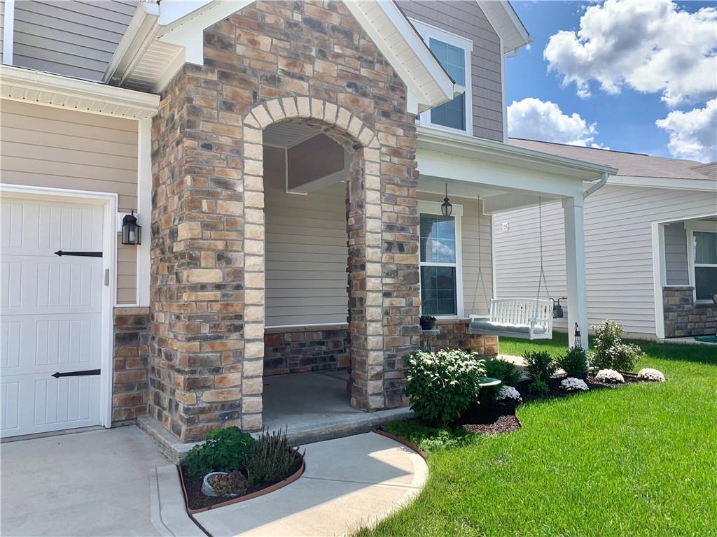 6129 Pebblebrooke Road Whitestown, IN 46075 - Photo 3 of 46