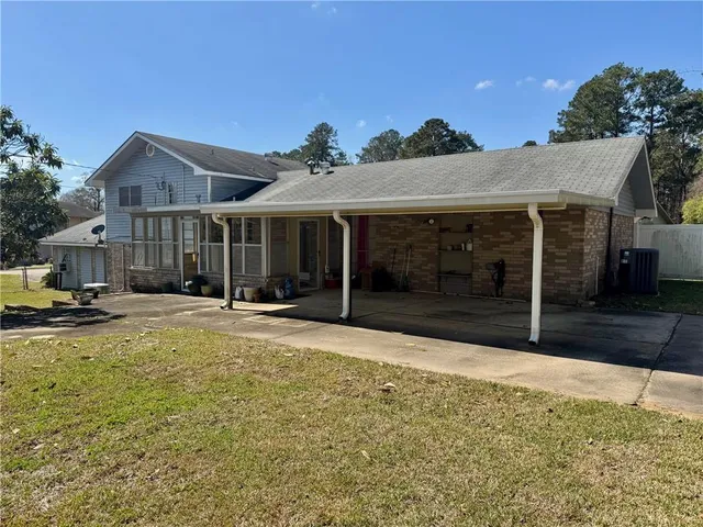 $240,000 | 103 Hermitage Road, Pineville, LA 71360
