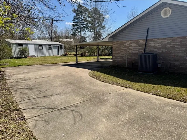 $240,000 | 103 Hermitage Road, Pineville, LA 71360