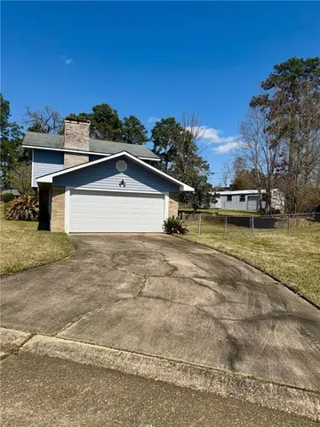 $240,000 | 103 Hermitage Road, Pineville, LA 71360