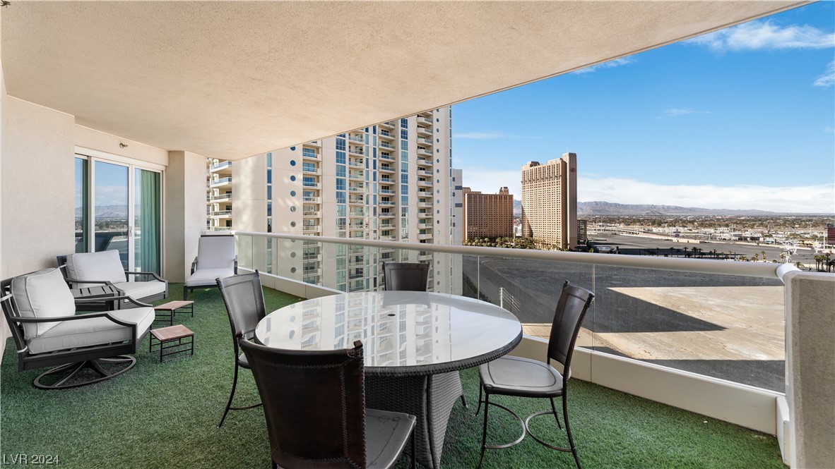 2777 Paradise Road, Unit 1503 Las Vegas, NV 89109 - Photo 11 of 78 Main Terrace