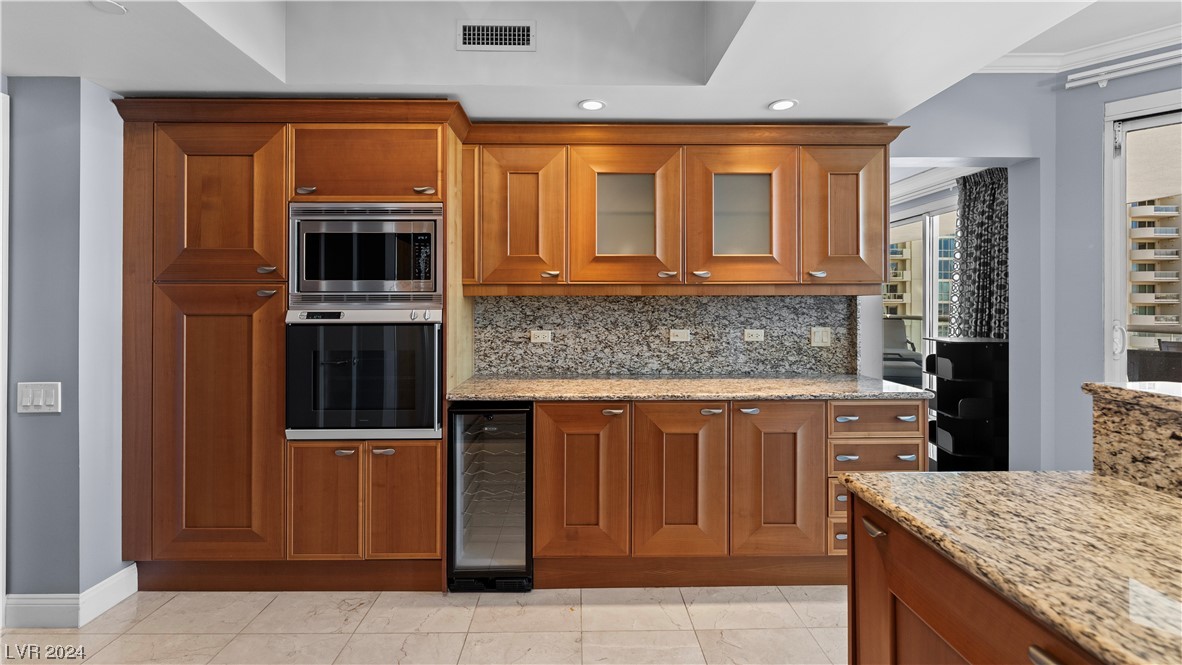 2777 Paradise Road, Unit 1503 Las Vegas, NV 89109 - Photo 26 of 78 Kitchen