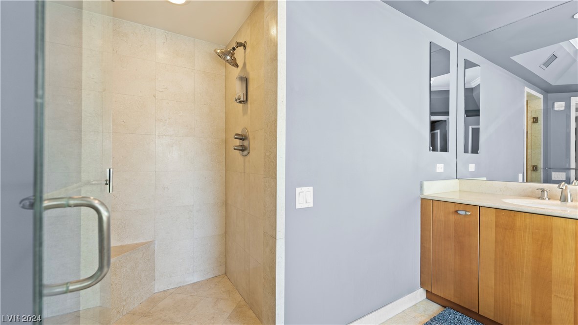 2777 Paradise Road, Unit 1503 Las Vegas, NV 89109 - Photo 44 of 78 Primary Bathroom
