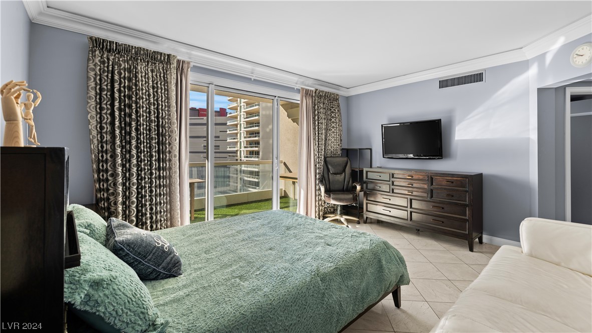 2777 Paradise Road, Unit 1503 Las Vegas, NV 89109 - Photo 49 of 78 Secondary En Suite Bedroom