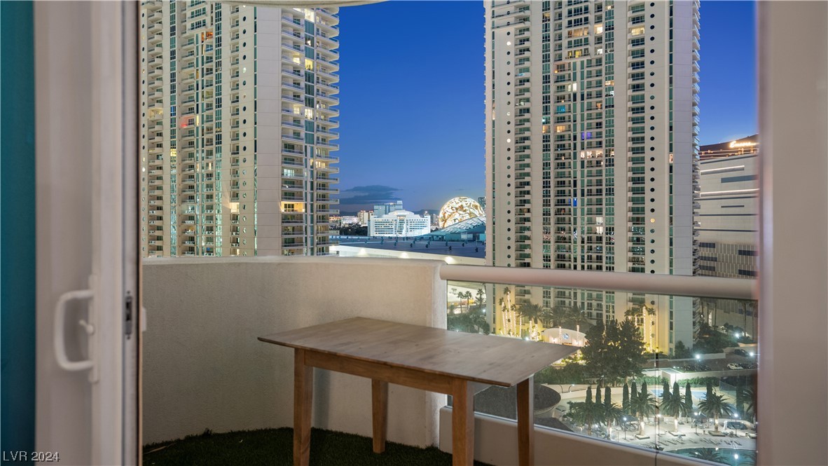 2777 Paradise Road, Unit 1503 Las Vegas, NV 89109 - Photo 66 of 78 Secondary Terrace at Night