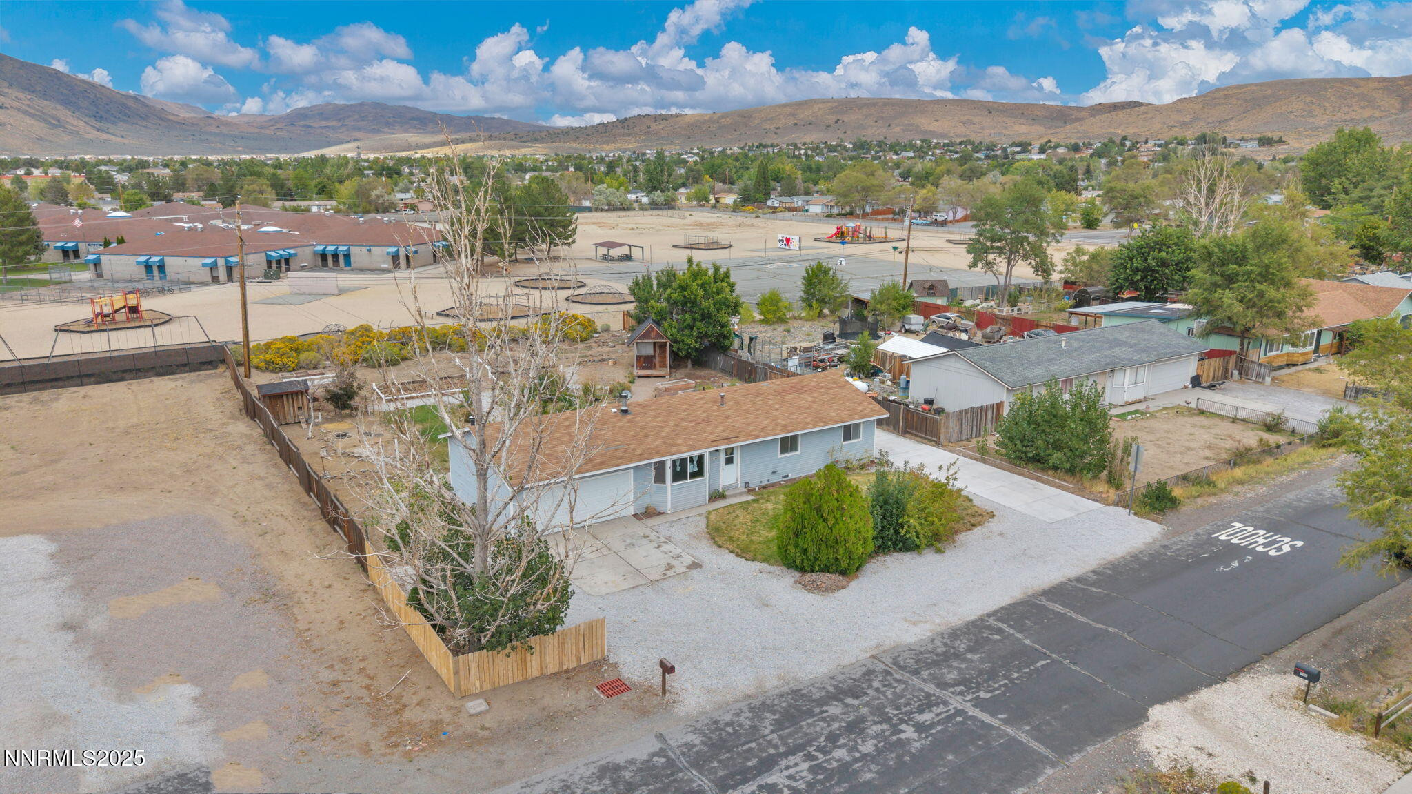 17475 Egret Lane Reno, NV 89508 - Photo 34 of 67 a view of a city with an outdoor space