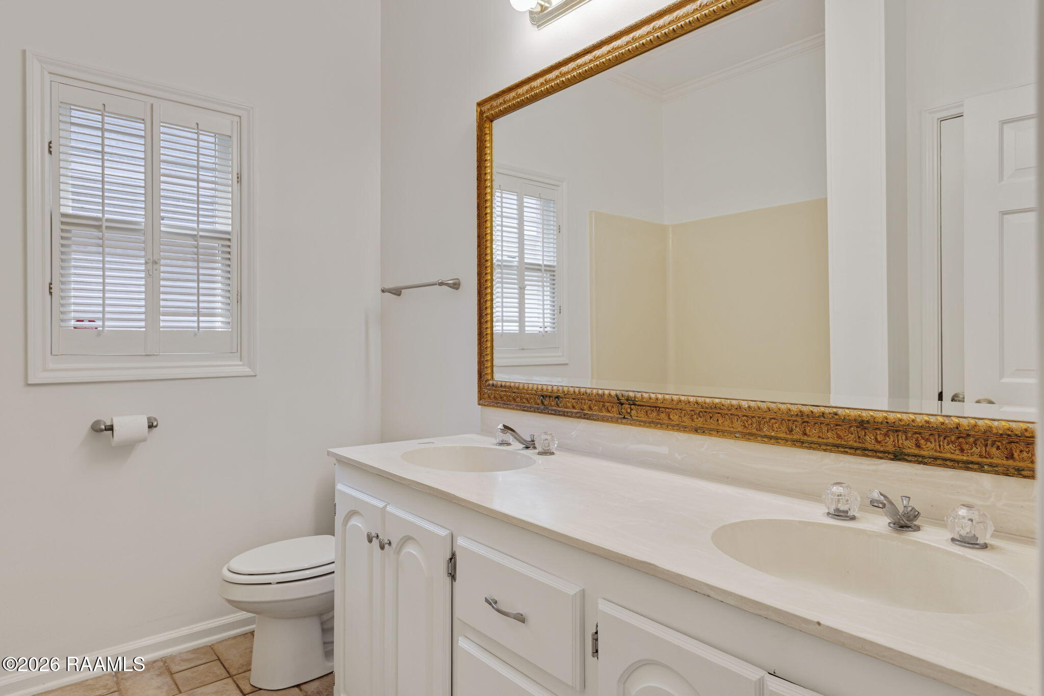 619 Canberra Road Lafayette, LA 70503 - Photo 18 of 28 18-web-or-mls-619 Canberra Rd-18
