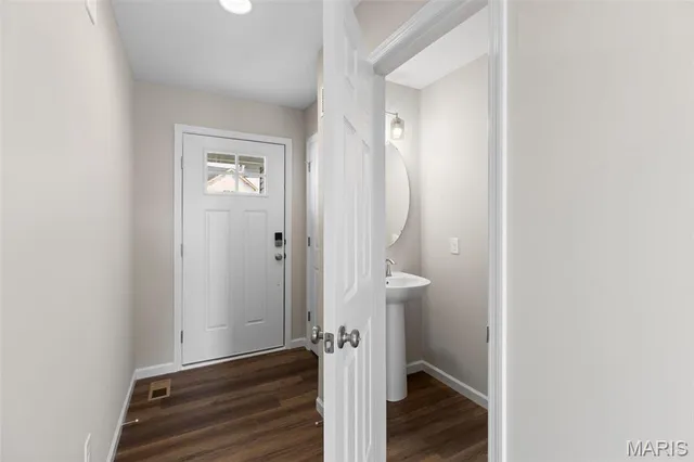 $324,900 | 12 Fairmount Grv Drive, St. Peters, MO 63376