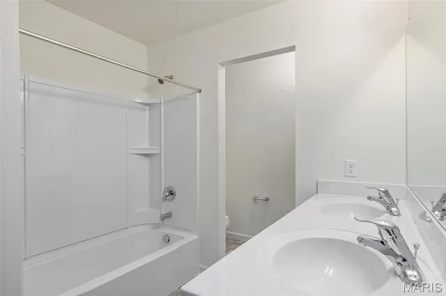 $324,900 | 12 Fairmount Grv Drive, St. Peters, MO 63376