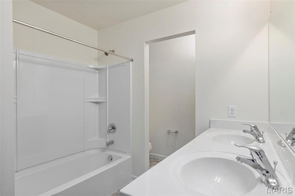 12 Fairmount Grv Drive St. Peters, MO 63376 - Photo 3 of 24