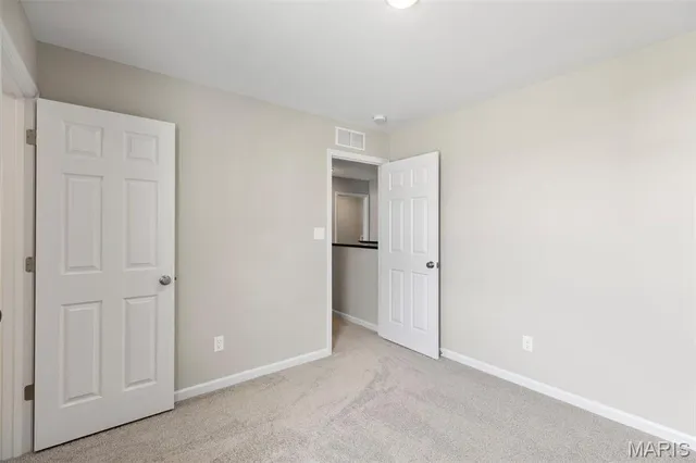 $324,900 | 12 Fairmount Grv Drive, St. Peters, MO 63376