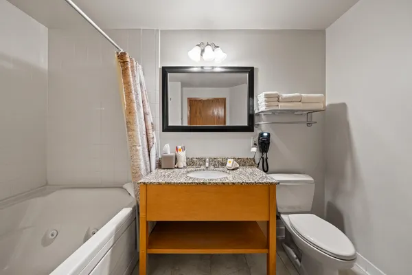 $116,900 | 7020 Grand Geneva Way, Unit 234, Lyons, WI 53147