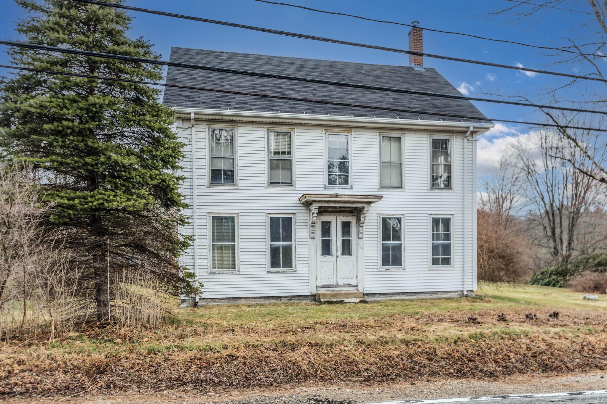 168 Rochester Street Berwick, ME 03901 - Photo 6 of 25 227A0494-Edit