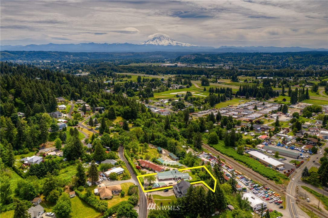 11112 Karshner Road East Edgewood, WA 98372 - Photo 34 of 40 a view of a city with ocean view