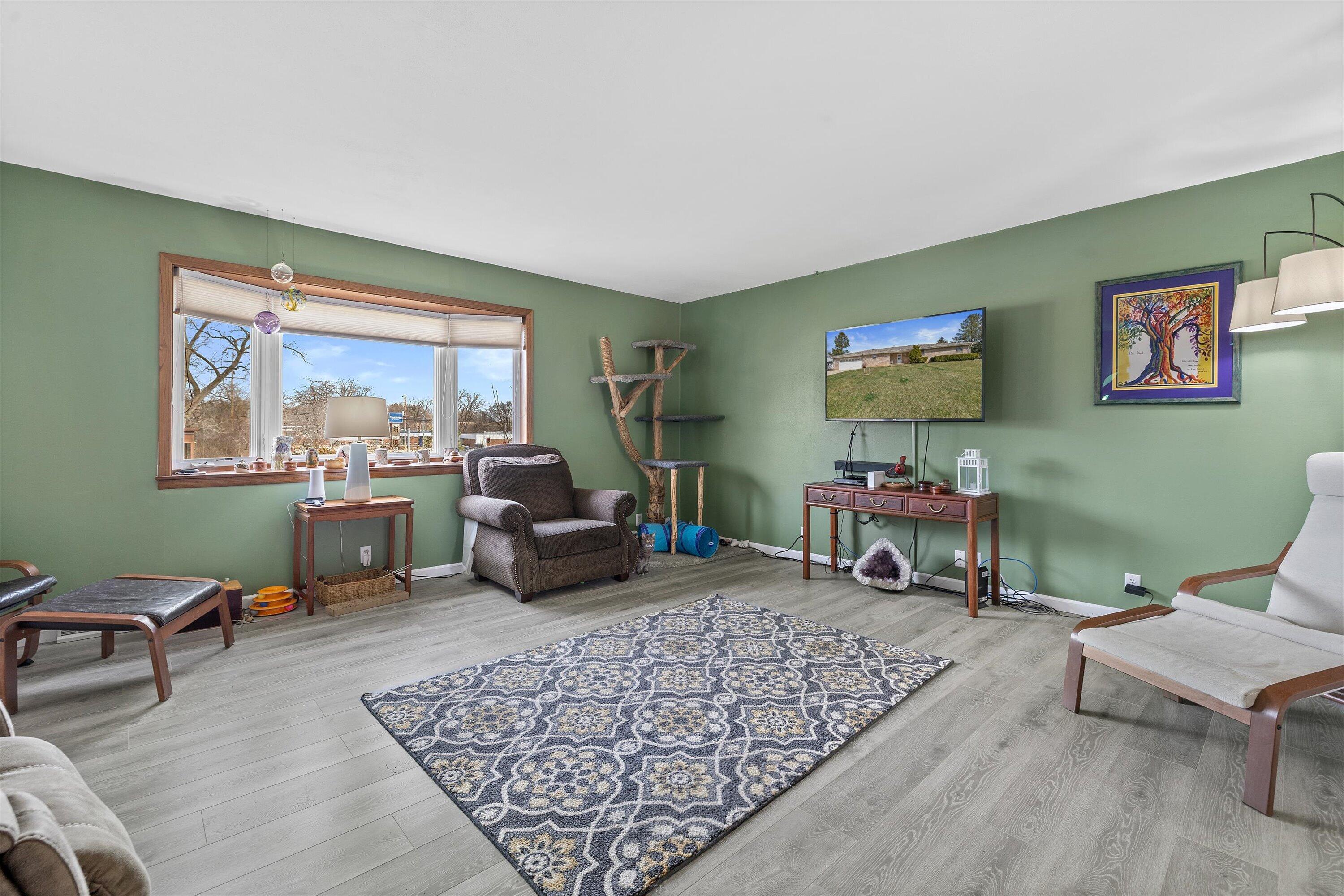 2558 North Green Bay Road Mount Pleasant, WI 53406 - Photo 12 of 46 Living Room