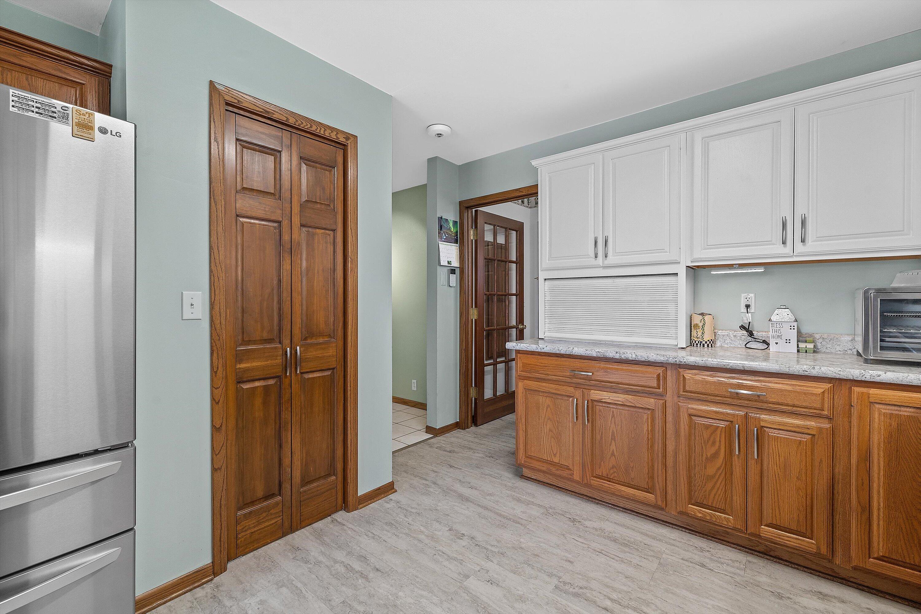 2558 North Green Bay Road Mount Pleasant, WI 53406 - Photo 6 of 46 Kitchen