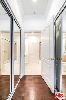 a view of an entryway