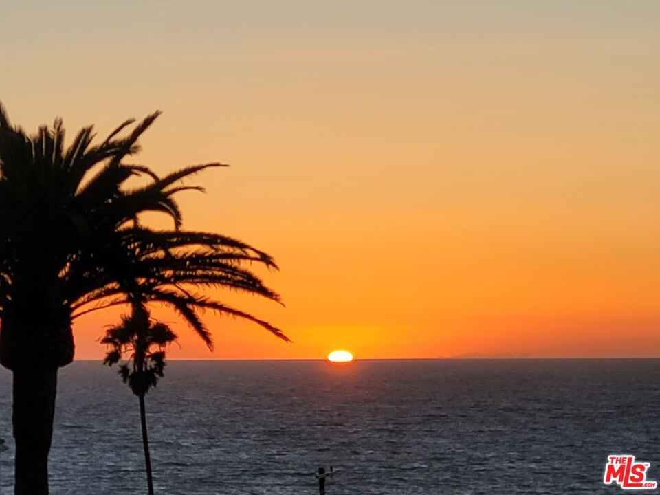 215 Waterview Street Playa del Rey, CA 90293 - Photo 36 of 40 Gallery Image 36