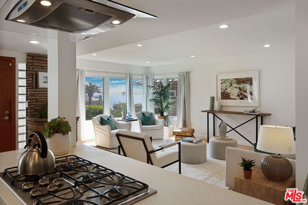 215 Waterview Street Playa del Rey, CA 90293 - Photo 40 of 40 Gallery Image 40