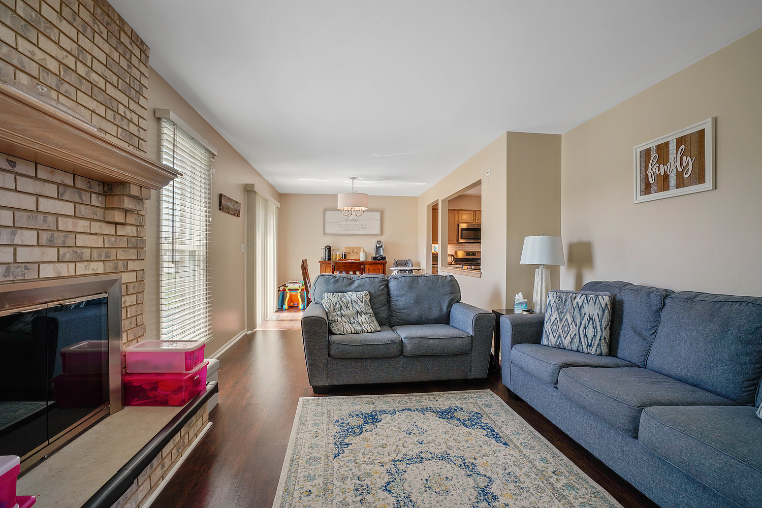 7915 Belle Rive Court Tinley Park, IL 60477 - Photo 4 of 10
