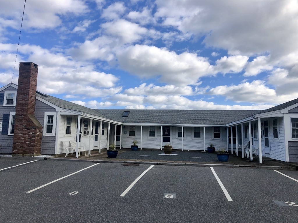 110 Glendon Road, Unit 9 Dennis, MA 02639 - Photo 19 of 22 a view of a street with houses