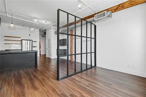 $174,950 | 706 Broadway Boulevard, Unit 505, Kansas City, MO 64105