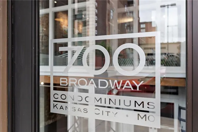 $174,950 | 706 Broadway Boulevard, Unit 505, Kansas City, MO 64105