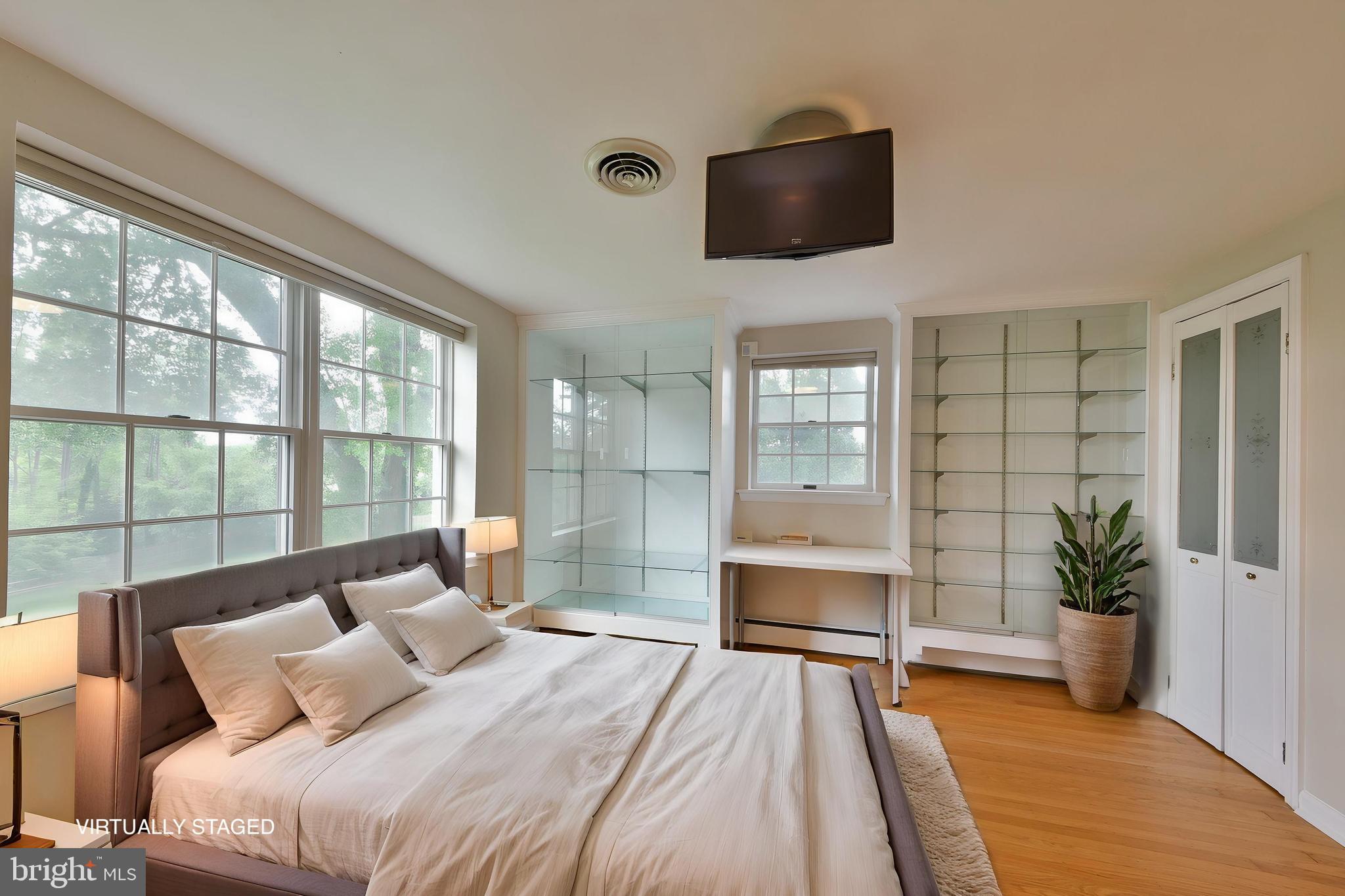 6113 West Mill Road Flourtown, PA 19031 - Photo 29 of 39 4th Bedroom Ideal Guest or In-Law VSTAGED