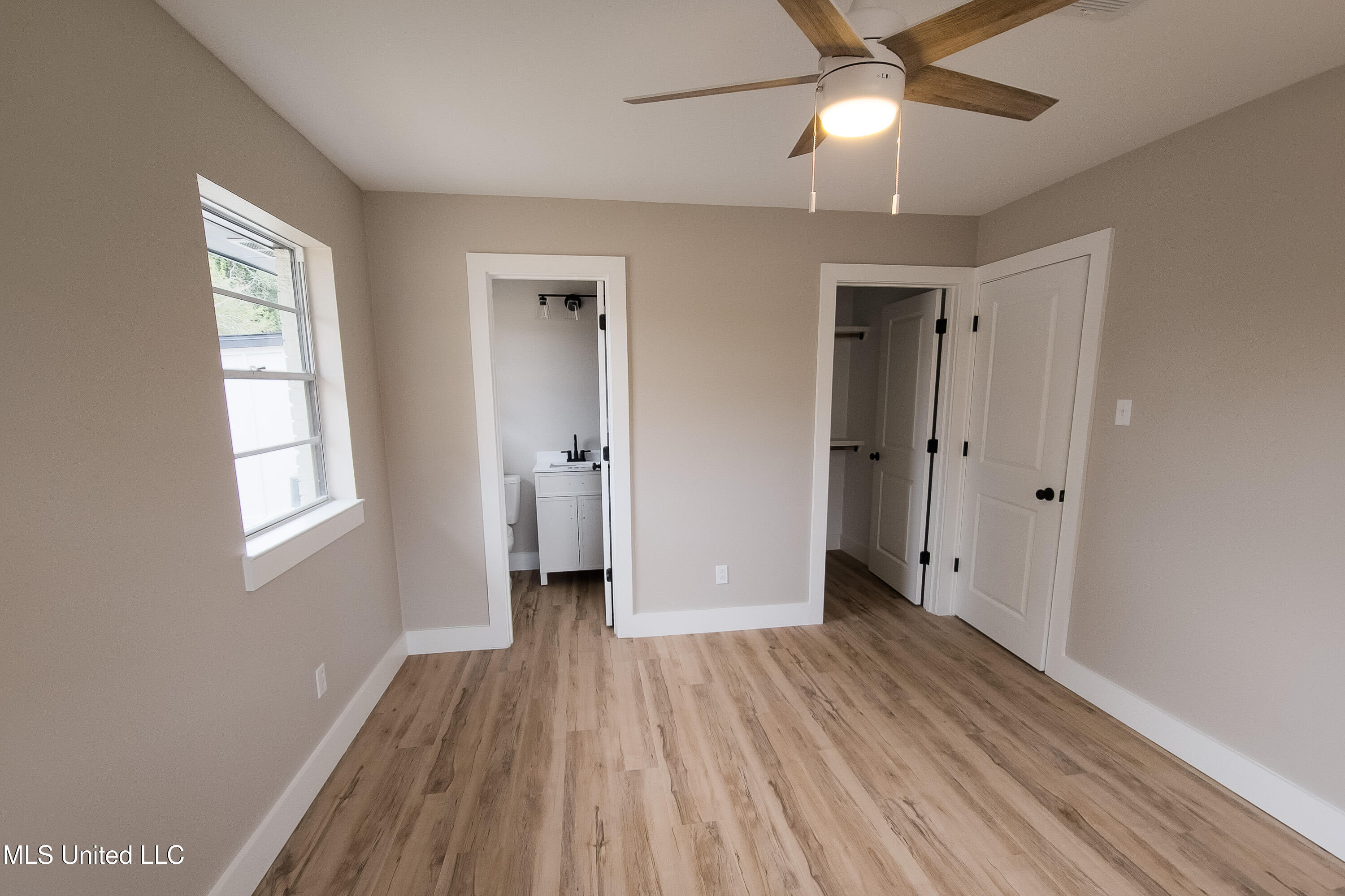 856 Rustwood Drive Biloxi, MS 39532 - Photo 24 of 24 20251226_133908-11