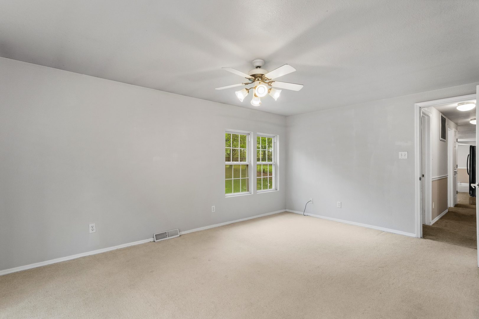 420 Fisler Road Monticello, IL 61856 - Photo 17 of 29