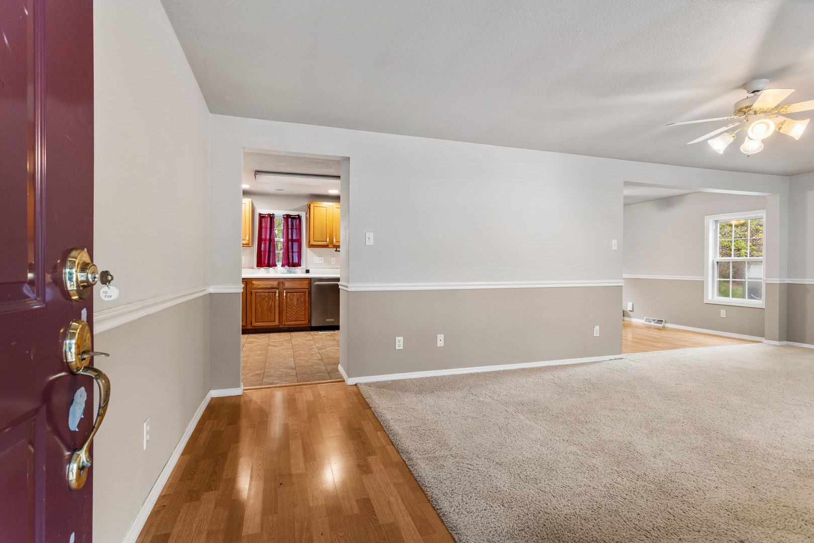 420 Fisler Road Monticello, IL 61856 - Photo 4 of 29