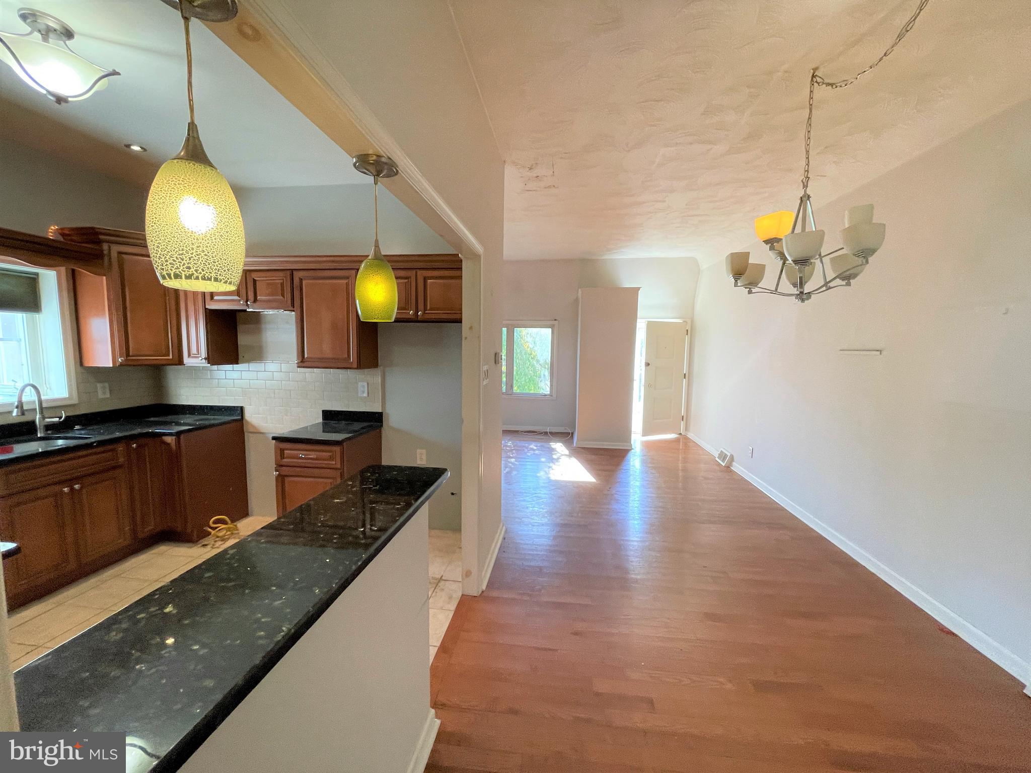 129 Juniper Road Havertown, PA 19083 - Photo 13 of 30 dining / kitchen