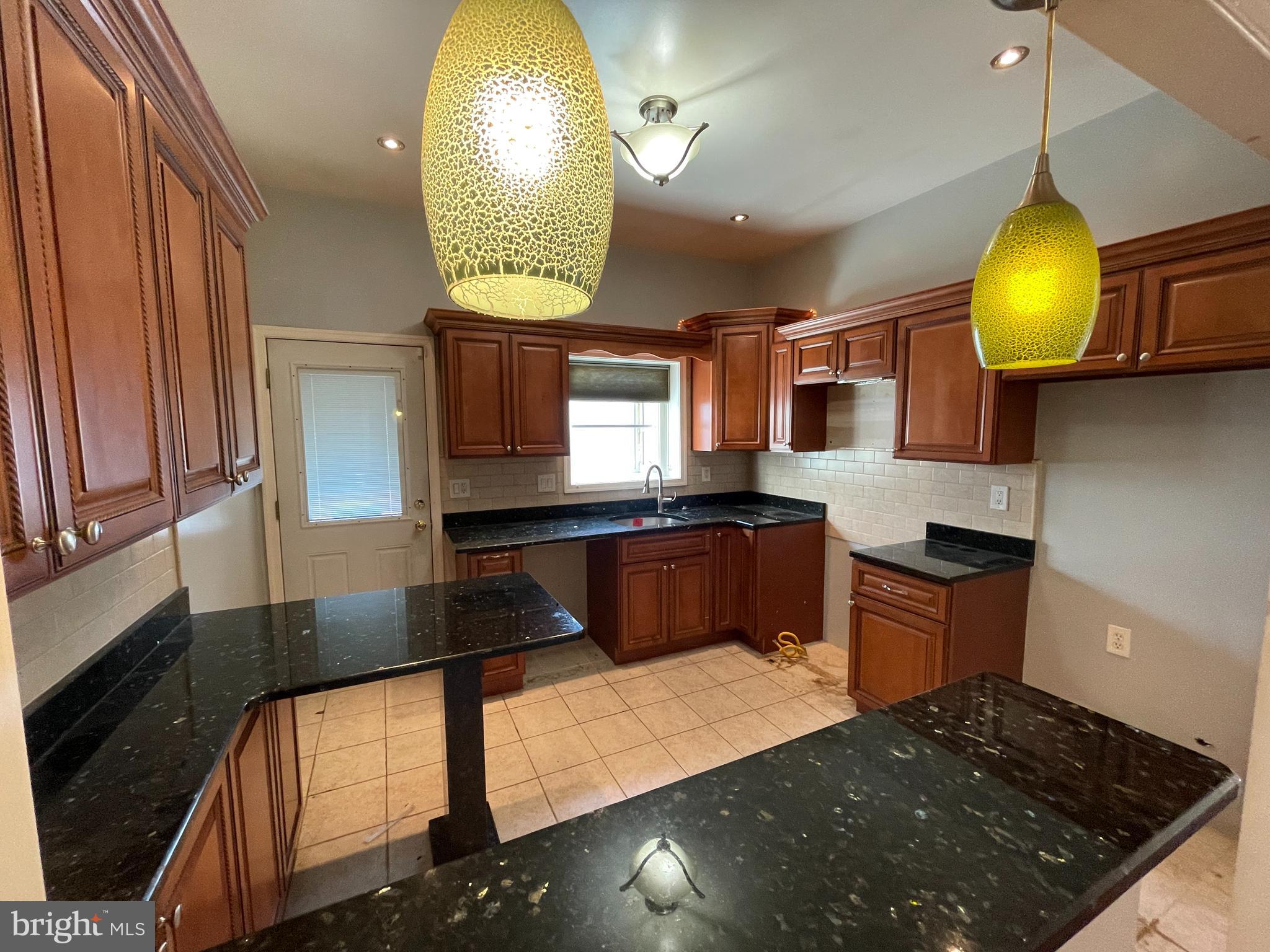 129 Juniper Road Havertown, PA 19083 - Photo 14 of 30 kitchen